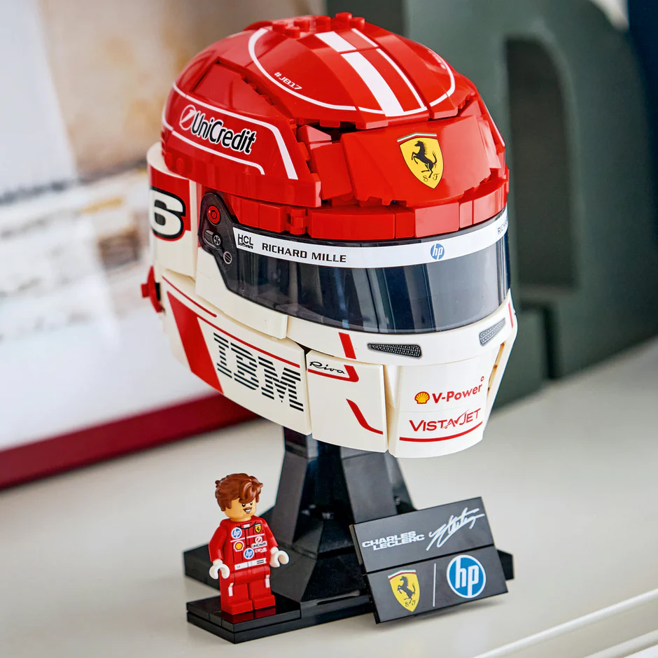 Scuderia Ferrari HP Charles Leclerc sisakja - Image 5